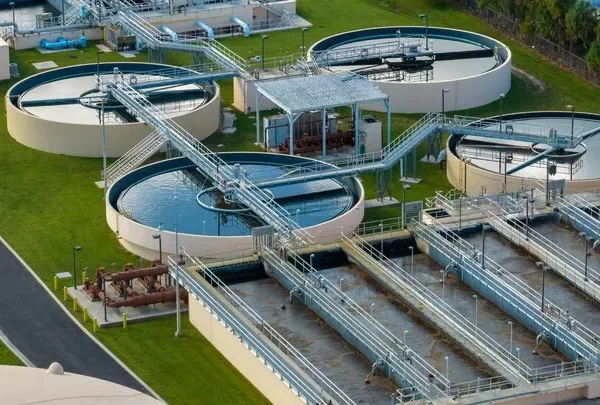 aerial-view-water-treatment-factory-city-wastewater-cleaning-facility-purification-process-removing-undesirable-chemicals-suspended-solids-gases-from-contaminated-liquid_127089-33745